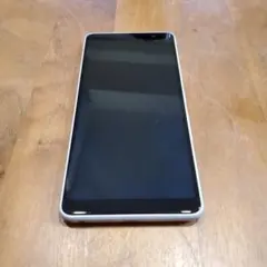 美品！ドコモ arrowsBe4 F-41A 本体 ホワイト