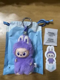 正規品　ラブブ PIN FOR LOVE【T】Labubuぬいぐるみ ペンダント