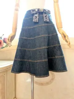 ご専用　美品トゥービーシック　デニムフレアースカート38