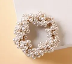 おしゃれで可愛いパールヘアゴム ホワイト