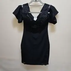 Belsia 黒 ナイトドレス フリル袖