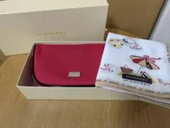 新品未使用　Burberryポーチ　大判ハンカチセットのサムネイル