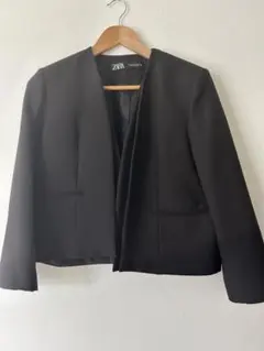 未使用 ZARA ザラ ノーカラージャケット ケープジャケット 黒 ブラック