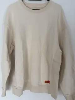 ベージュ スウェット