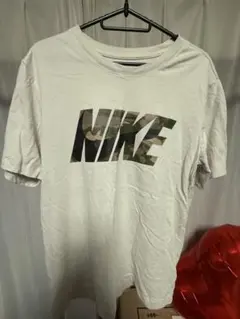 NIKE カモフラージュロゴ Tシャツ