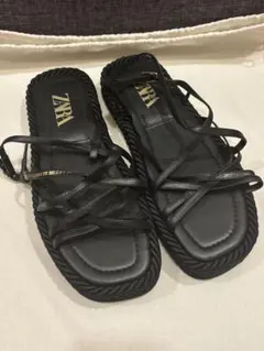 ZARA サンダル ブラック 40のサムネイル