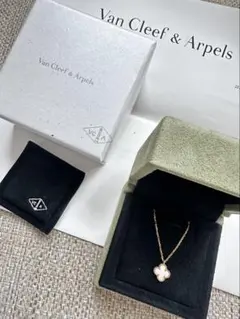 Van Cleef & Arpels スウィートアルハンブラ MOP ネックレス - メルカリ
