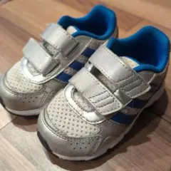 adidas ベビーシューズ シルバー/ブルー　13センチ