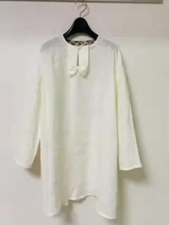 ハンドメイド 長袖のリボン付きチュニック - メルカリ