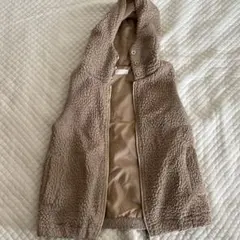 oops! フード付きベスト ベージュ