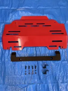 ハイラックス　アンダーガードSKID PLATE MS301-0K002 レッド ハイラックス アンダーガードSKID PLATE MS301-0K002 レッド - メルカリ