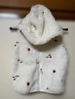 ホワイトフードベスト チェリー刺繍/Mariarjue/女の子　90cm