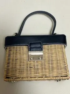 【最終値下げ】ZARA ショルダーかごバック