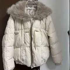 ダウンジャケット。アイボリー。 断捨離価格！