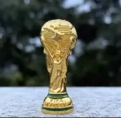 FIFA ワールドカップ トロフィー ミニチュア　サッカー　応援グッズ