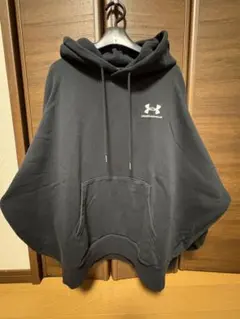 アンダーアーマーUnder Armour ブラック フード付きパーカー