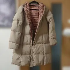 リバーシブル ベージュ ダウンジャケット