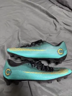 廃盤✨ナイキマーキュリアルCR7 ハイカット 廃盤✨ナイキマーキュリアルCR7 ハイカット - メルカリ