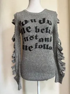 【美品】グレー ニットセーター 長袖 カットアウトデザイン