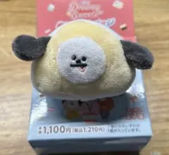 BT21のぬいぐるみバッジ ファミマDreamy Sweets chimmy