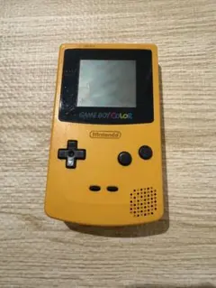 任天堂 ゲームボーイカラー イエロー 本体　カセット付き