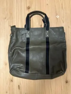 コーチ　オリーブグリーン レザートートバッグ