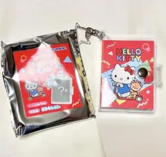 サンリオキャラクターズ　トレーディングシールブックキーホルダー　ハローキティ