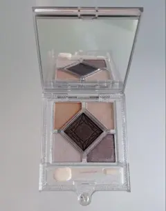 【未使用】KOSE アイシャドウパレットのサムネイル