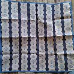 Kinloch 花柄ハンカチ　イタリア製　中古品