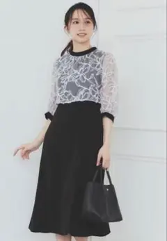 新品未使用　index フラワーチュールドッキングフレアワンピース