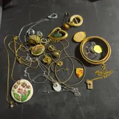 イミテーションアクセサリーまとめ売り