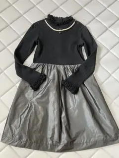 BeBe フリル袖付きワンピース 130cm