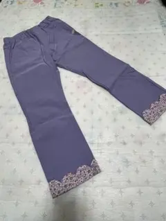 キッズ パンツ 長ズボン パープル 花柄フリル 130cm