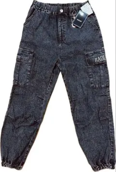 ダークデニム カーゴパンツ 150センチ【新品タグ付き】