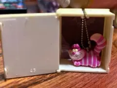 チェシャ猫キーホルダー