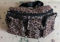 ヒョウ柄 ボディバッグ 4ポケット