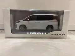 新型ノア　ミニカー　プラチナホワイトパールマイカ 新型ノア ミニカー プラチナホワイトパールマイカ - メルカリ