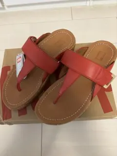 FitFlop サンダル US6（約23cm） レッド レザー トーサンダルのサムネイル
