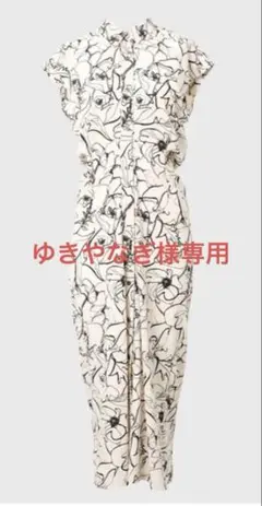 スタニングルアー　花柄ワンピースのサムネイル