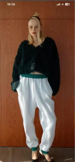 ダークグリーン クロップド長袖