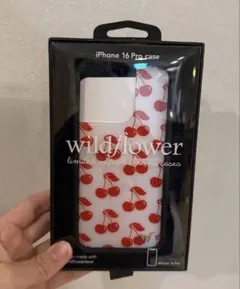 wildflower スマホケース 16pro さくらんぼ　チェリーのサムネイル