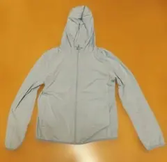 UNIQLO ライトブルー フード付きパーカー 100cm