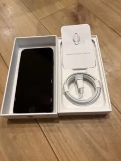 Apple iPhone SE (第3世代) スペースグレー 本体　128GB