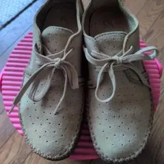 Clarksスエードシューズ