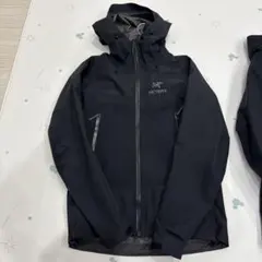 2026年最新】アークテリクス beta sl hybridの人気アイテム - メルカリ