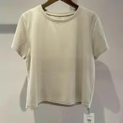CLOCHE 新品✨コンパクトTシャツ(ベージュ)のサムネイル
