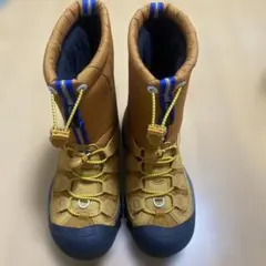 keen ウィンターブーツ　23.5cm