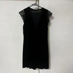 ZARA 黒 ベルベット Vネック レース袖 ドレス