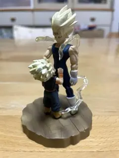 ドラゴンボールカプセル スーパーサイヤ人ベジータ&スーパーサイヤ人トランクス