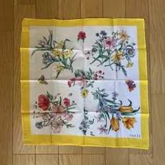 GUCCI ハンカチ 花柄 イエローのサムネイル